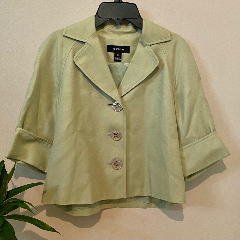 Jones Wear | Women’s Blazer | Petite 4